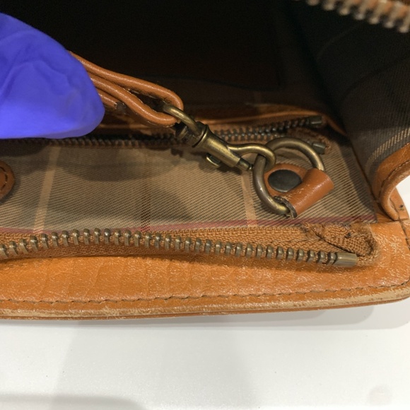 Burberrys Brwon Leather Zip Clutch sku#85582 (Gently used) - Picture 15 of 15